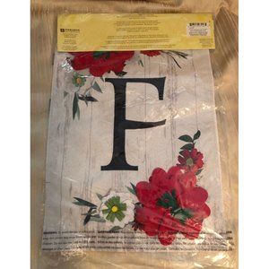 Evergreen F burlap small garden flag